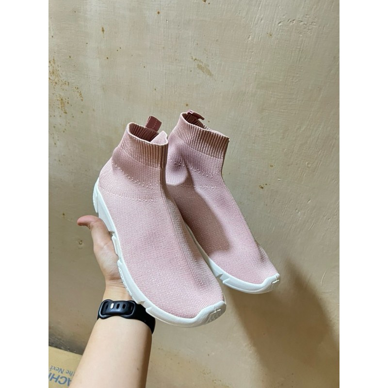 preloved sepatu boots colorbox knit pink 38 NEW