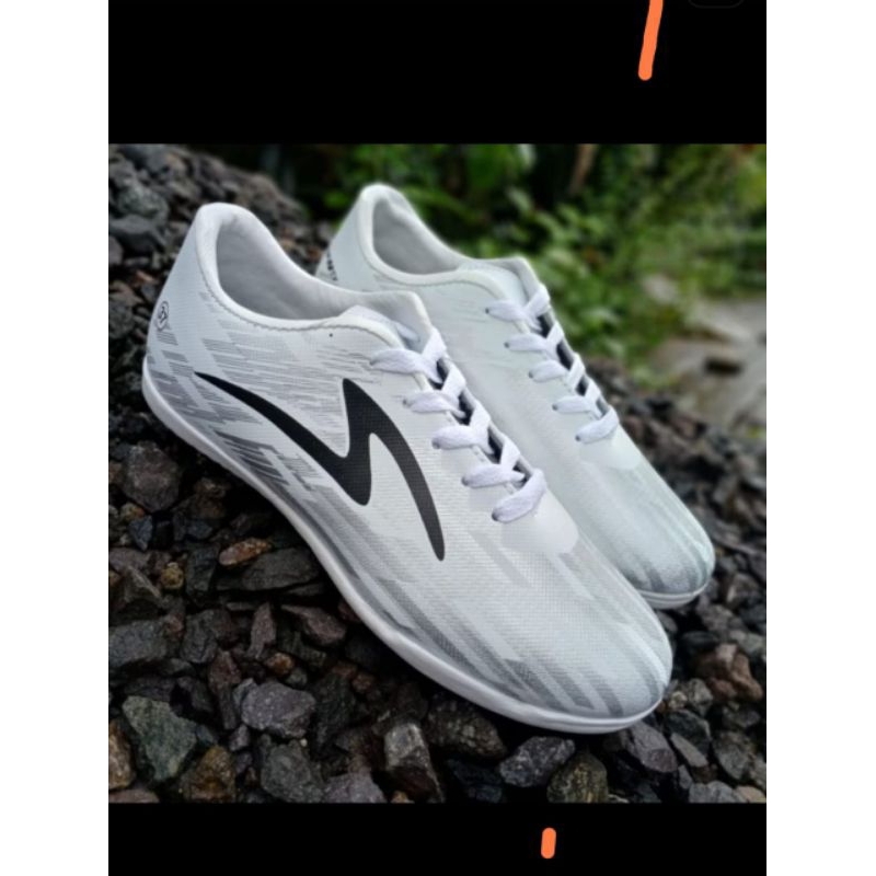 sepatu futsal anak laki termurah SD smp