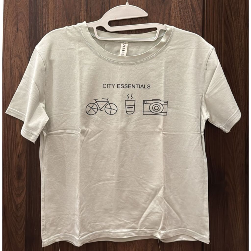 PRELOVED BASIC T-SHIRT SAGE GREEN KAOS WANITA LENGAN PENDEK CROP TOP HIJAU TSHIRT CROP TEE
