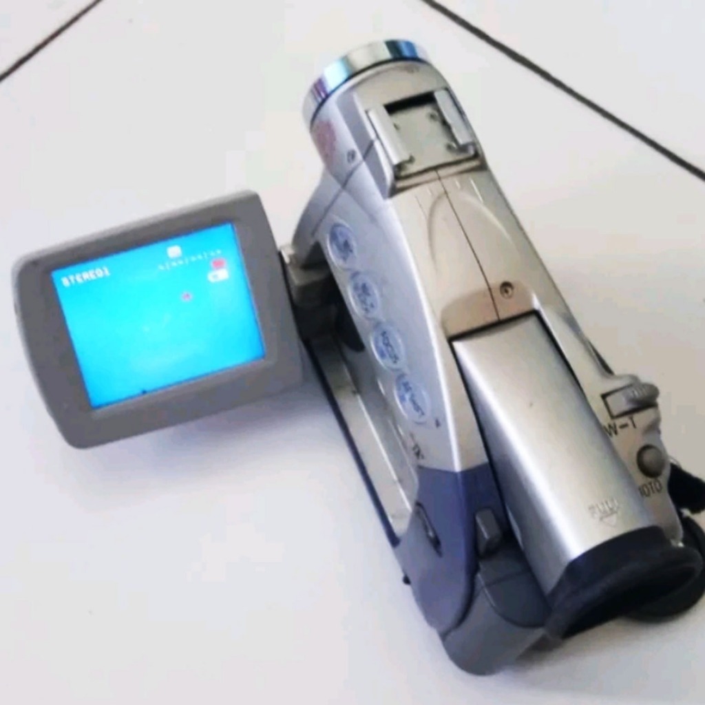 Handycam canon lawas Jadul.