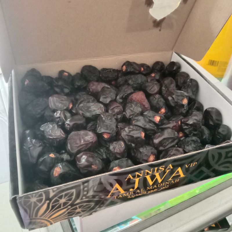 

kurma ajwa/kurma nabi