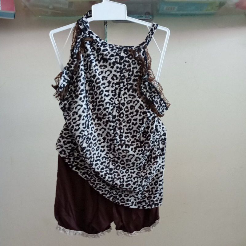 Baju Tidur Motif Macan dan Celana Pendek