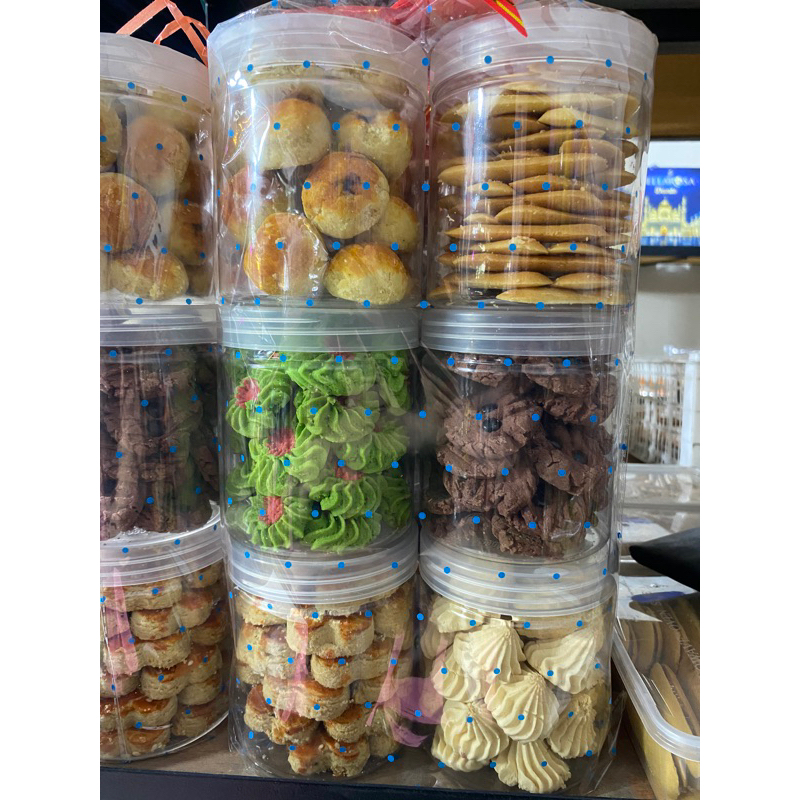 

Kue Paket Premium isi 6 Toples