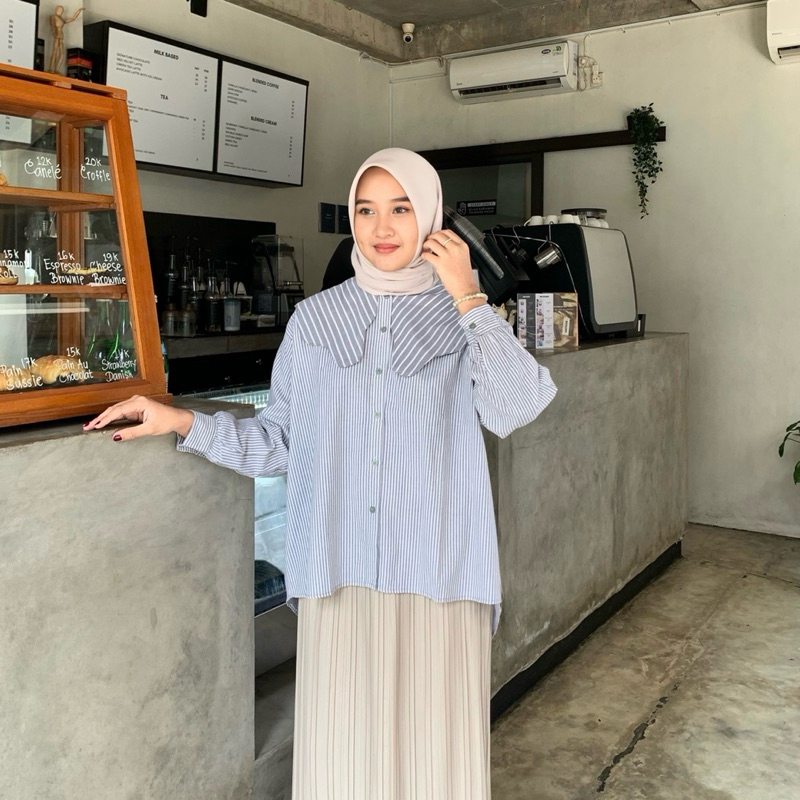 GEETA • Namira Blouse / Atasan model blus import korean look dengan kerah unik dan motif salur