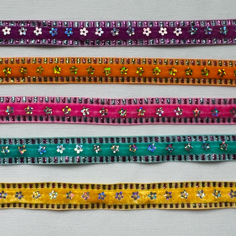 Renda Pita Bludru / Renda Katun / Renda Baju / Renda Kecil / Renda Kerajinan / Pita Bordir