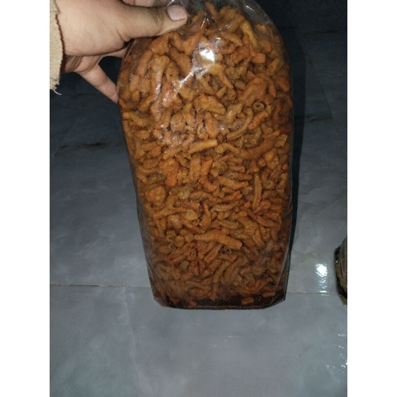 

keripik usus pedas