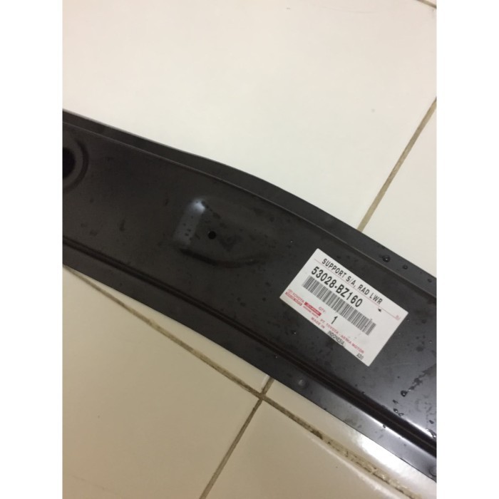 support radiator tiang bullhead bawah radiator calya sigra