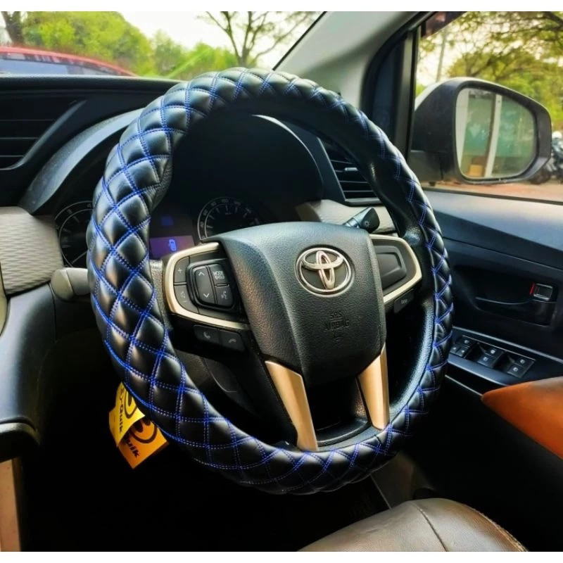 cover stir mobil mewah jahitan warna