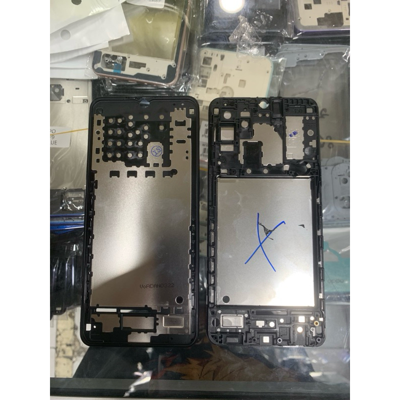 FRAME LCD / BEZEL / TULANG TENGAH DUDUKAN LCD SAMSUNG A32 5G ORIGINAL