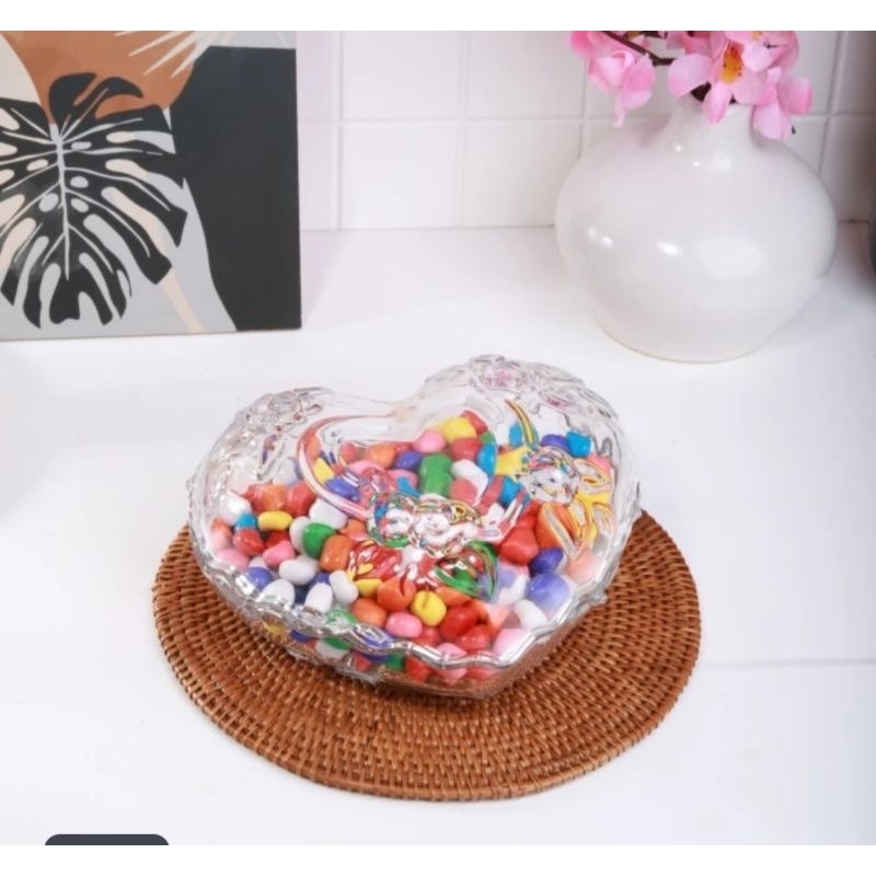 Toples kaca berbentuk hati Capodimonte