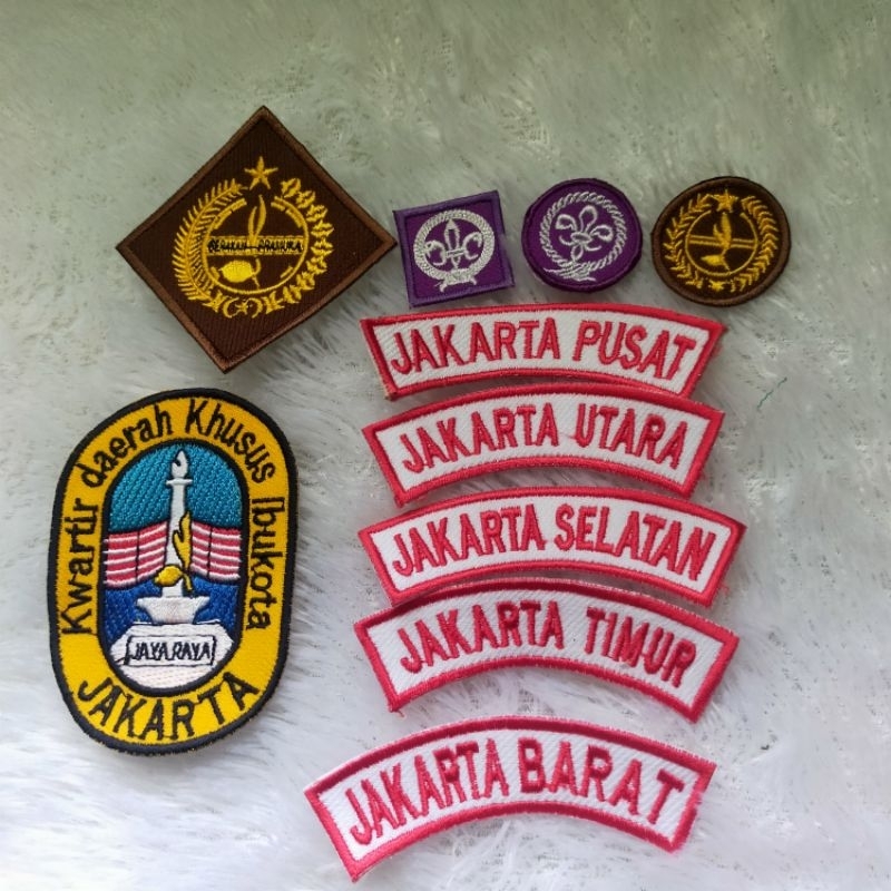 

ATRIBUT SERAGAM PRAMUKA DKI JAKARTA PUTRA PUTRI