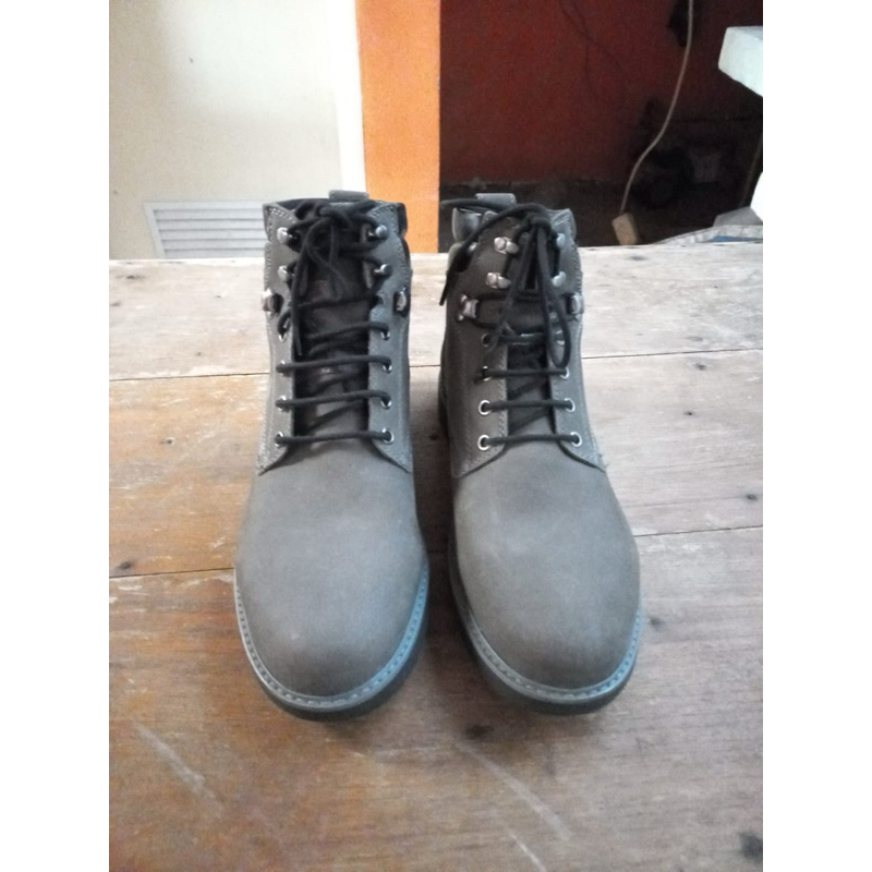 Sepatu boots pria Geox ORI
