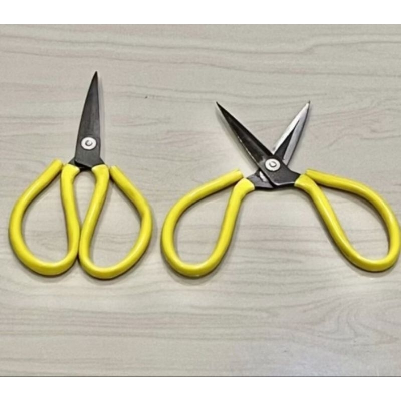 

RUSH Gunting KULIT GG KUNING gagang gunting kain gunting TERPAL kulit 7.5” inci CLOTH SCISSORS LEATHER TARPAULIN pruning