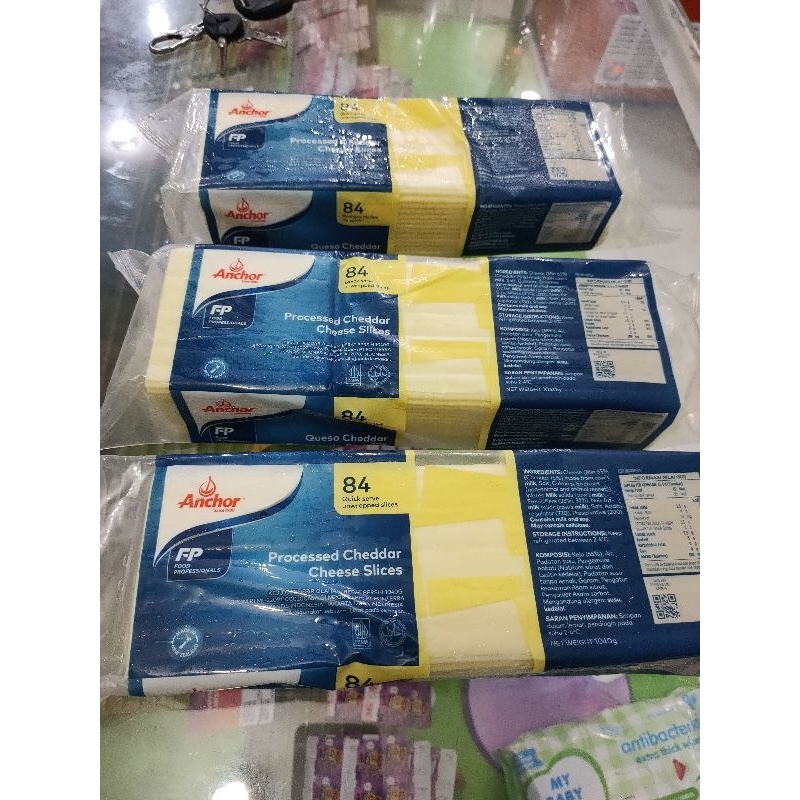 

Khusus Instan !! Anchor Cheddar Slice 1 kg 84 Slices.