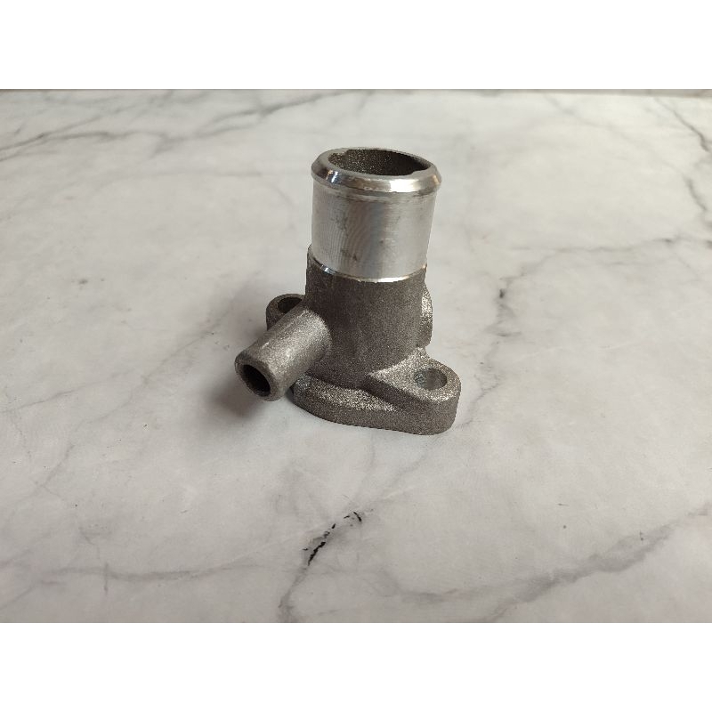 water outlet daihatsu charade classy G-102