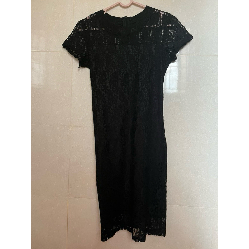 Preloved Mini Dress Hitam Brokat
