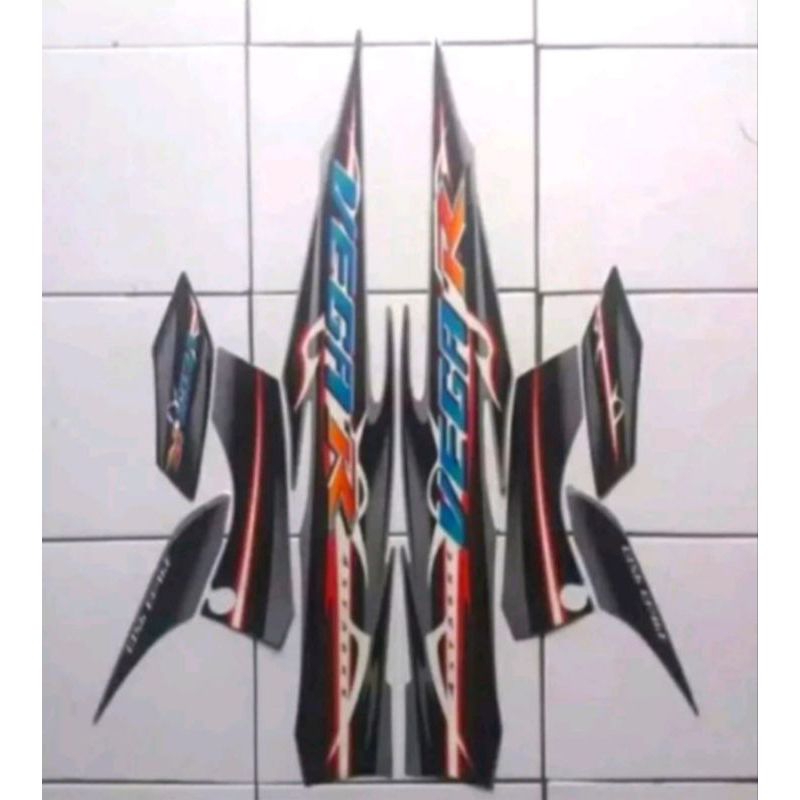 stiker striping motor yamaha vega r 2007 vega new lis bodi standar