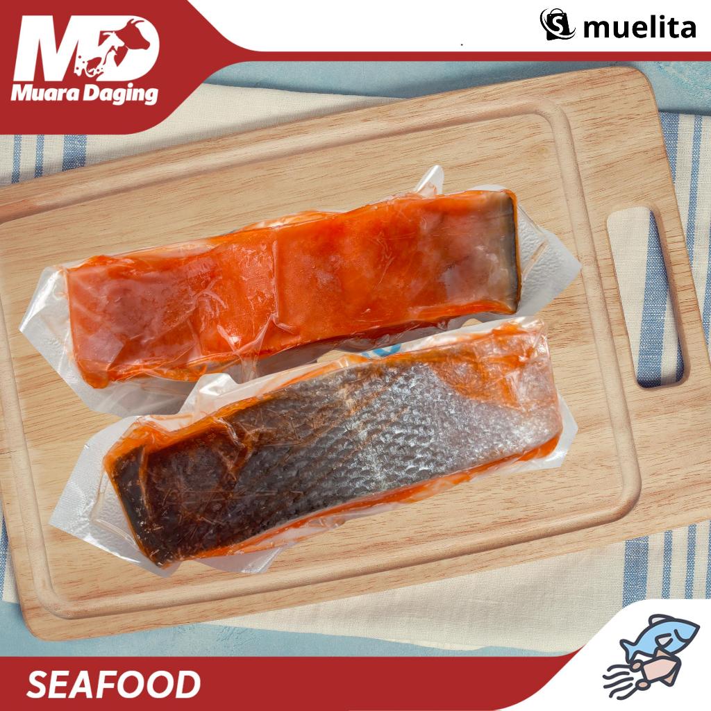 

MD FARM Ikan Salmon Fillet 200gr - (SKIN-ON) HIGIENIS