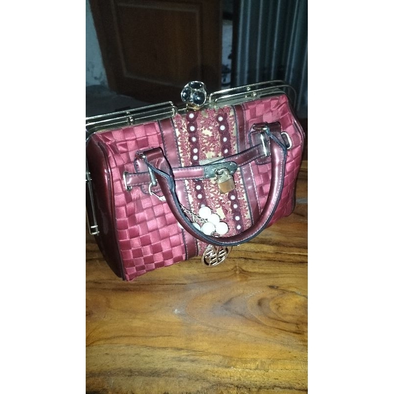 tas webe original ,tas kondangan,tas mewah,tas wanita,,tas cantik