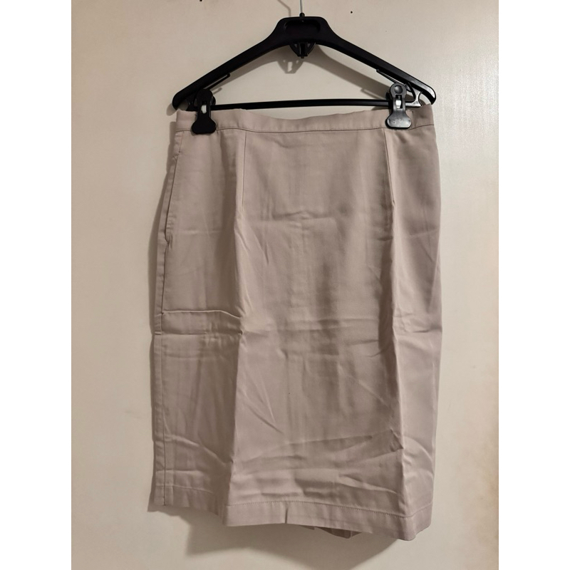 Rok Kerja warna khaki
