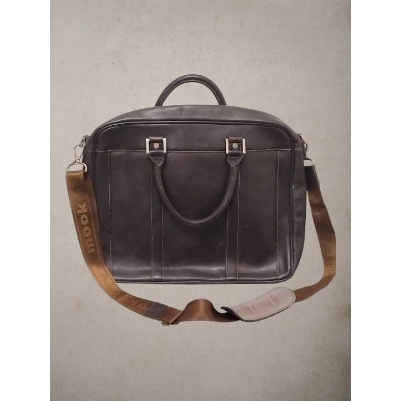 Tas laptop merk samsonite