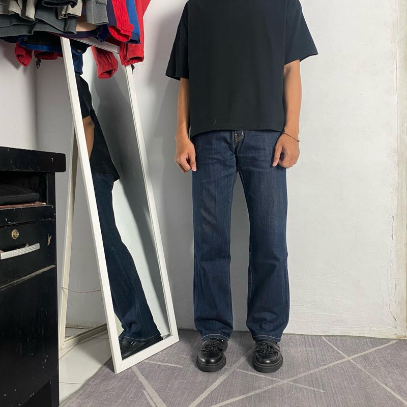 NUMBER NINE REGULAR INDIGO BLUE JEANS