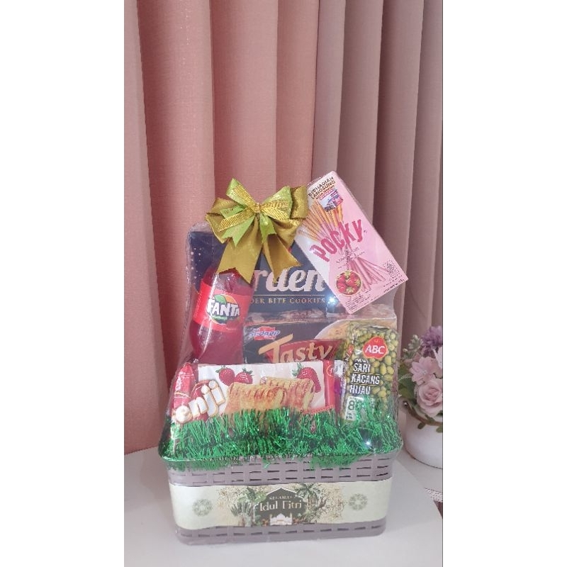 

PARCEL LEBARAN PAKET 1/PARCEL IDUL FITRI / HAMPERS LEBARAN/HAMPERS IDUL FITRI