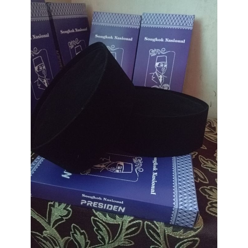 Peci Songkok hitam polos- Peci hitam polos tinggi 9 halus