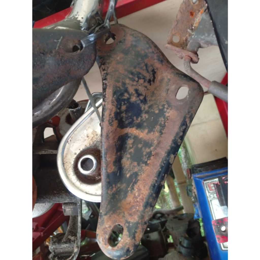 pangkon kenalpot c700 c800 pangkon kenalpot supercup dudukan kenalpot