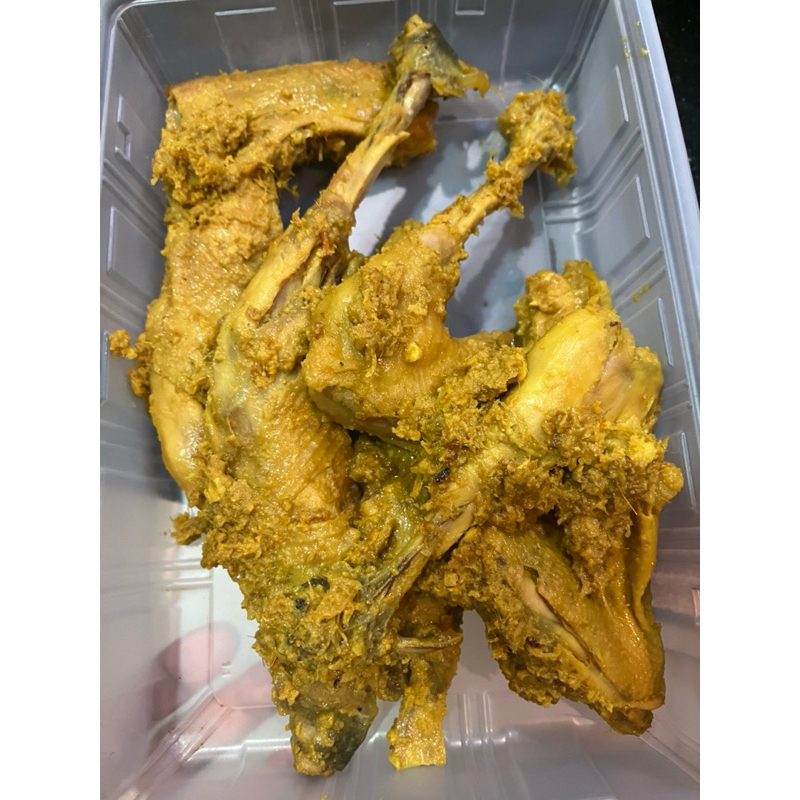 

ayam kampung kuning lengkuas serundeng