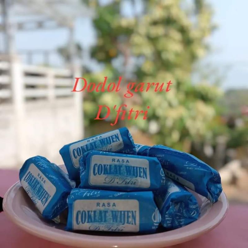 

DODOL COKLAT WIJEN SPESIAL BATIK D'fitri