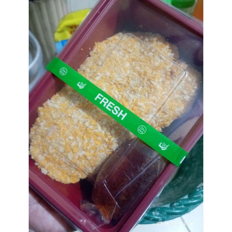 

CHICKEN KATSU