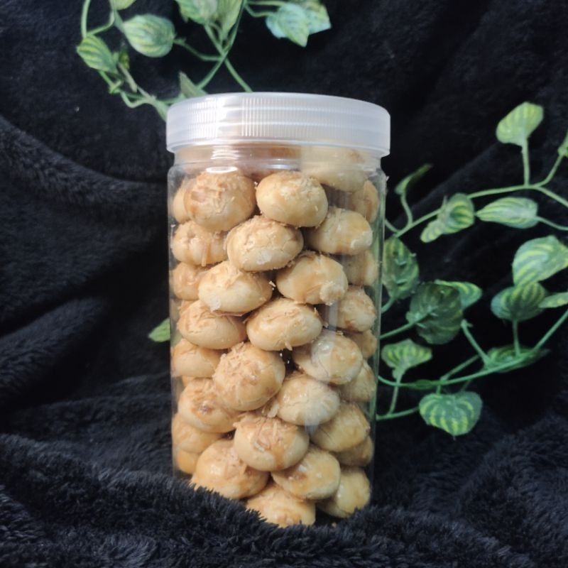 

KUKER ( KUE KERING ) BY FAMILY KITCHEN