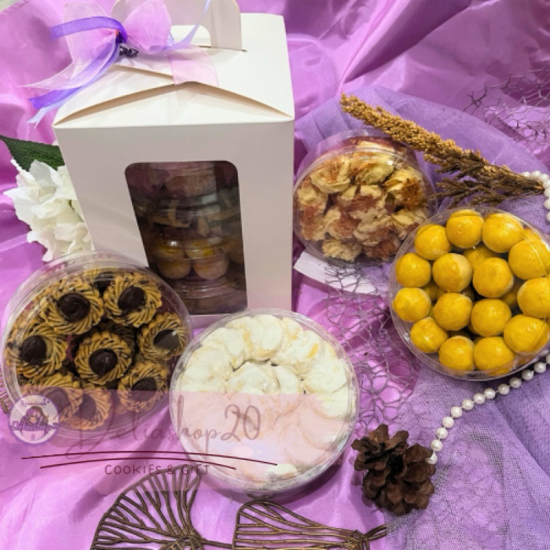 

kue kering kuker hampers hempers paket isi 4 ukuran 250gr