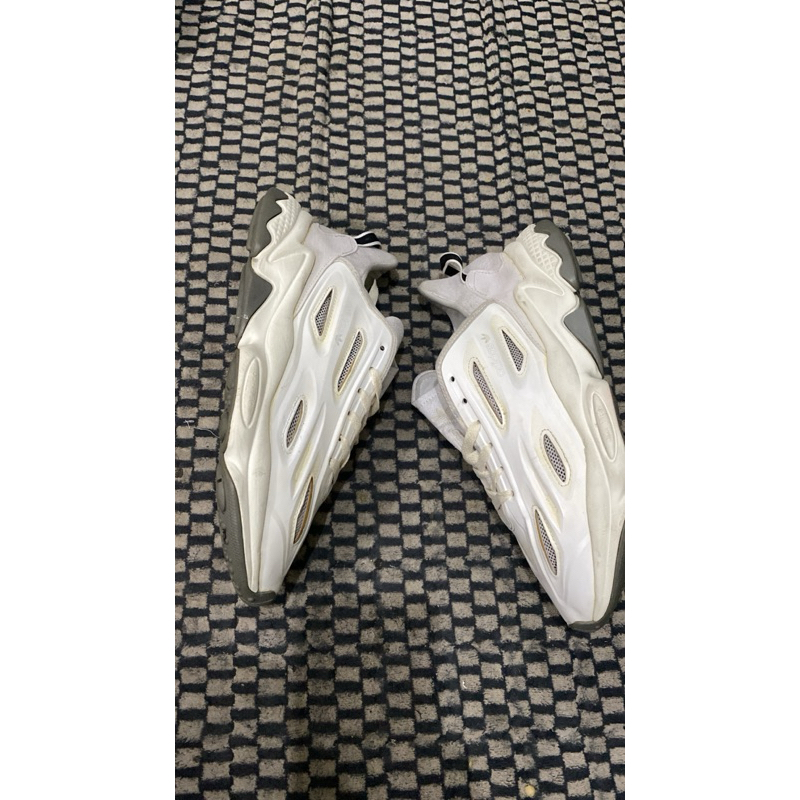 sepatu adidas Adiprene