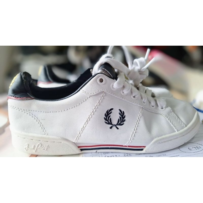 sepatu Fred perry size 37 /23,5cm (preloved) hari lebaran makin keren