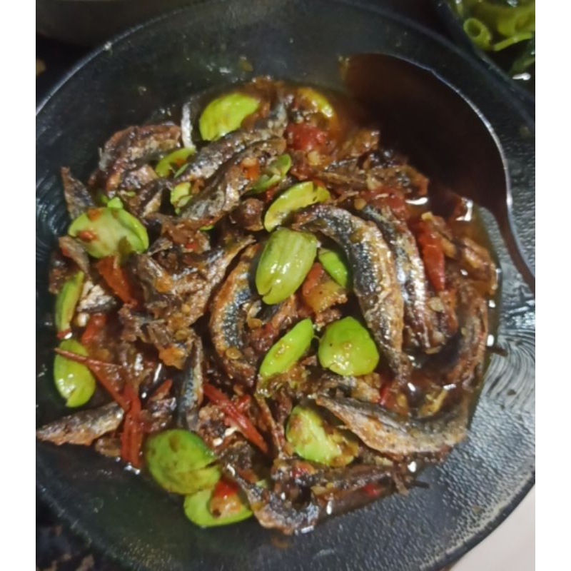 

Sambal Ikan Asin Pete pedes mantul 200gr