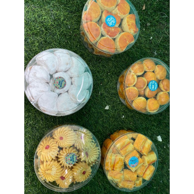 

KUE KERING LEBARAN 3/Toples