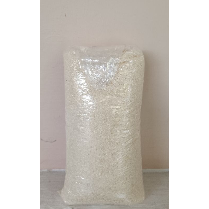 

Gula pasir 500gr (1/2 Kg)