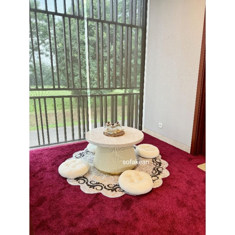 Sofa Kean / Meja Lily / Meja Marmer