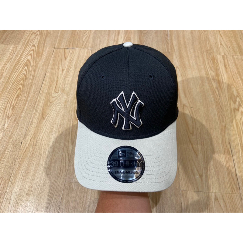 Topi New Era 3930 Q424 DASH BLK | 60588178