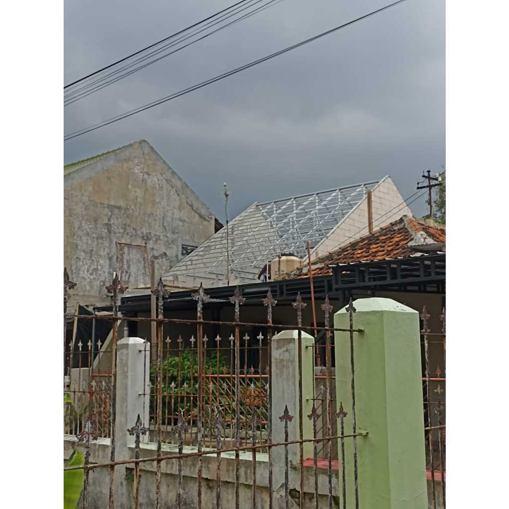 Atap baja ringan galvalum / atap rumah modern kekinian