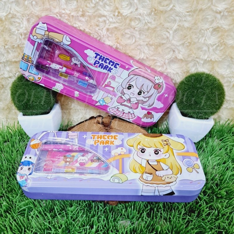 

Tempat Pensil Kaleng Theme Park Ungu 5in1 Pencil Case Kaleng Theme Park Pink 5in1