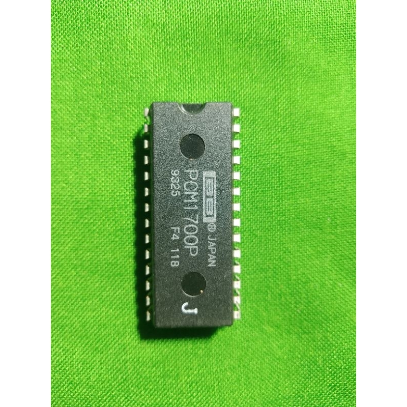 IC PCM1700P / PCM1700P