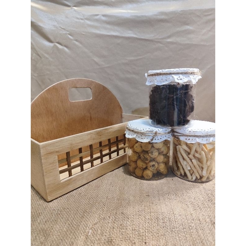 

Hampers Lebaran 2025 Safa Box + 3 toples isi Hampers Lebaran Idul Fitri