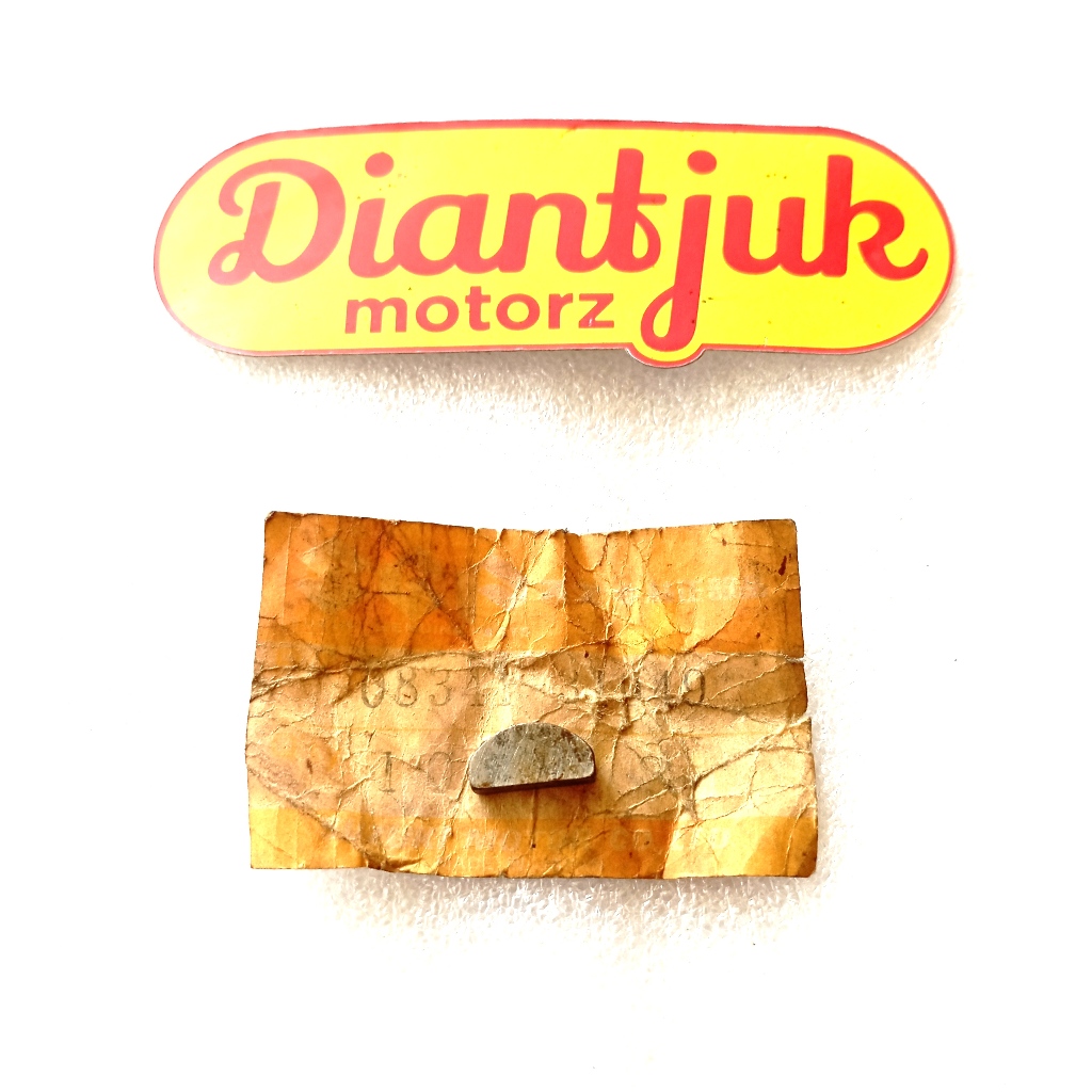 Spie Spi Pasak Kriwil Key Magnet Magnit Suzuki GT250 RM80 RM250  GT RM 50 250 Original Japan