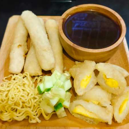 

Pempek Asli Ikan Homemade Isi 6 pcs