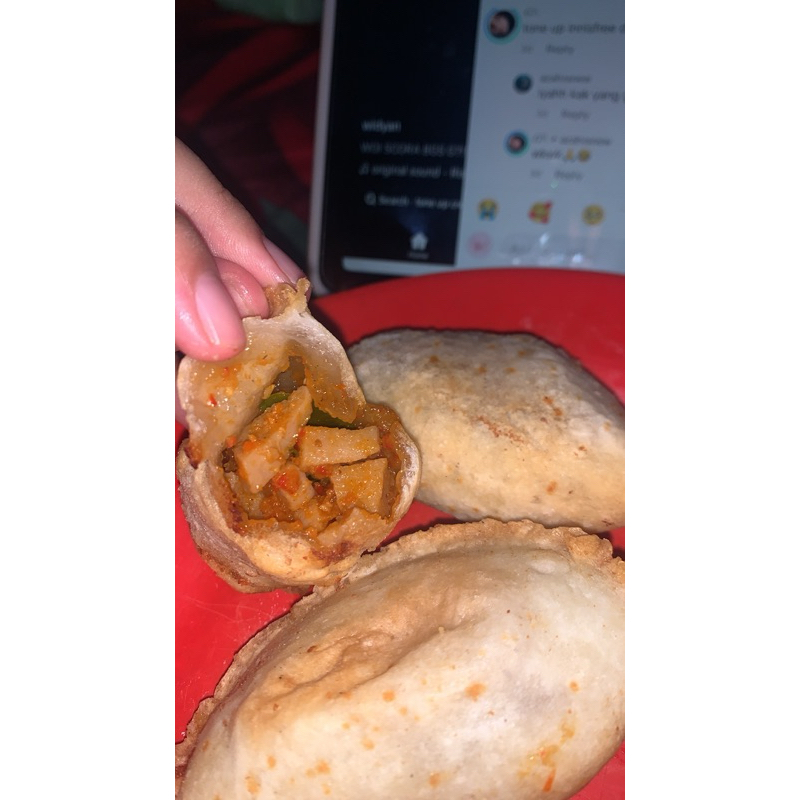 

Cireng Isi Bakso Pedas