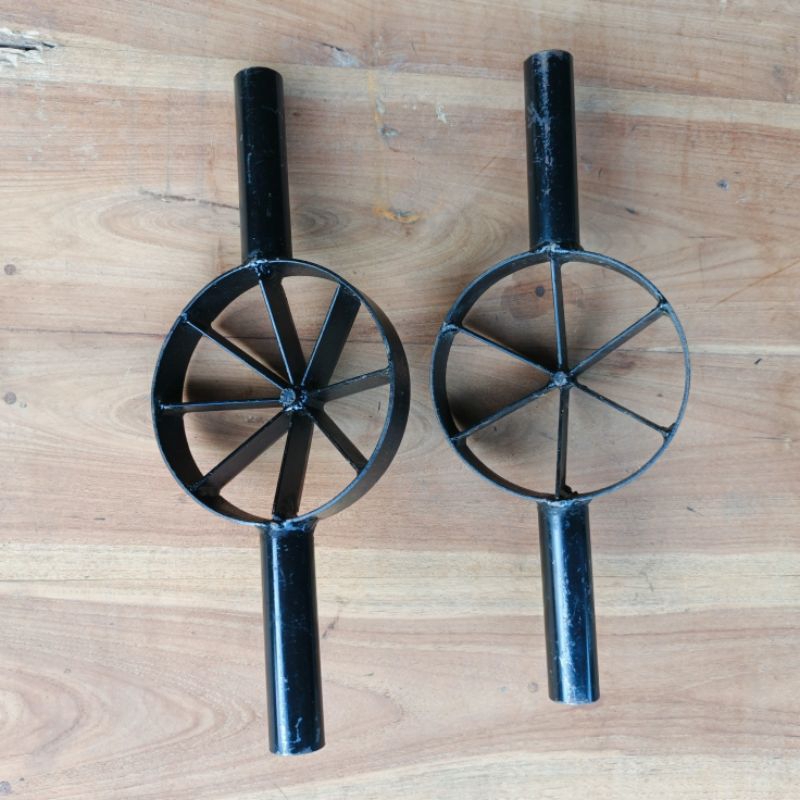 Alat Pembelah Bambu Manual Model Kerucut