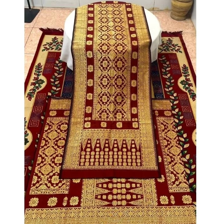 Lepus sutra alam kain tenun palembang